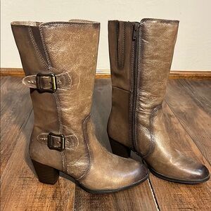 NEW sz 7 Earth tall boots